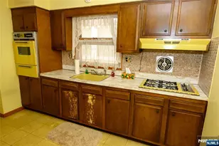 510 Liberty Ave, Jersey City, NJ 07307 - Photo 17