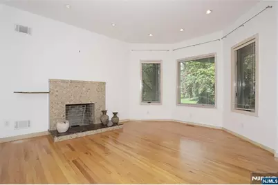 25 Bogert Place 1st.Floor #1ST.FLOOR, Westwood, NJ 07675 - Photo 7