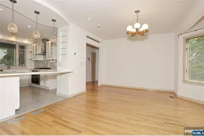 25 Bogert Place 1st.Floor #1ST.FLOOR, Westwood, NJ 07675 - Photo 11