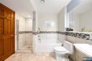 101 State Rt 5 302, Edgewater, NJ 07020 - Photo 19