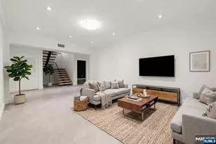 648 Falmouth Ave, Paramus, NJ 07652 - Photo 21