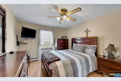 18 Ilford Avenue, North Arlington, NJ 07031 - Photo 13