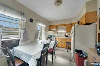 18 Ilford Avenue, North Arlington, NJ 07031 - Photo 29