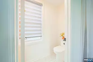 24-09 Raphael St, Fair Lawn, NJ 07410 - Photo 9