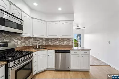 304 Heights Drive 3 #3, Haledon, NJ 07508 - Photo 9