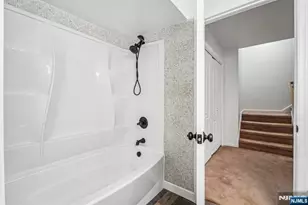 304 Heights Dr 3, Haledon, NJ 07508 - Photo 21