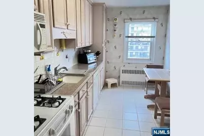 280 Prospect Avenue 11 E #11 E, Hackensack, NJ 07601 - Photo 11