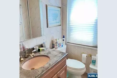 280 Prospect Avenue 11 E #11 E, Hackensack, NJ 07601 - Photo 25