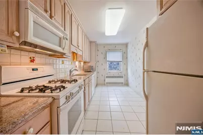 280 Prospect Avenue 11 E #11 E, Hackensack, NJ 07601 - Photo 15
