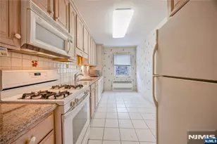 280 Prospect Ave 11 E, Hackensack, NJ 07601 - Photo 15