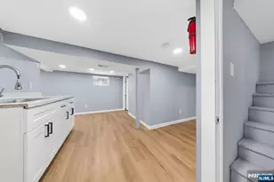 79 Delmar Pl, Irvington, NJ 07111 - Photo 29