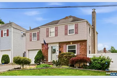 32 Lerome Place, Teaneck Township, NJ 07666 - Photo 5
