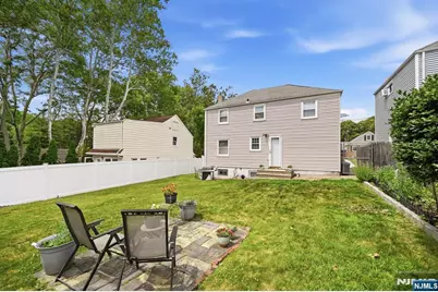 32 Lerome Place, Teaneck Township, NJ 07666 - Photo 37