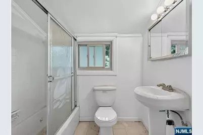 6104 Monitor Place, West New York, NJ 07093 - Photo 5