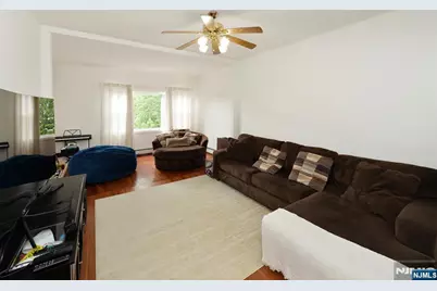 6 May Street, Wallington, NJ 07057 - Photo 5