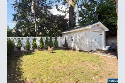 262 Windsor Road, Wood Ridge, NJ 07075 - Photo 17