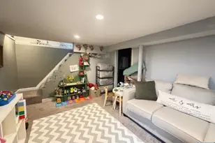 262 Windsor Rd, Wood Ridge, NJ 07075 - Photo 15