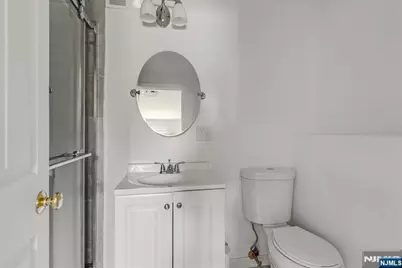 32 Brantwood Place, Clifton, NJ 07013 - Photo 15