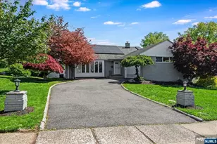 32 Brantwood Pl, Clifton, NJ 07013 - Photo 29