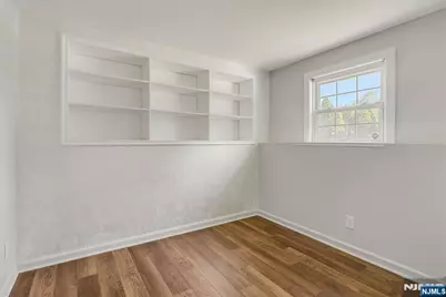 32 Brantwood Place, Clifton, NJ 07013 - Photo 21