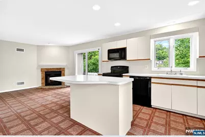 23 Peach Hill Court, Ramsey, NJ 07446 - Photo 7