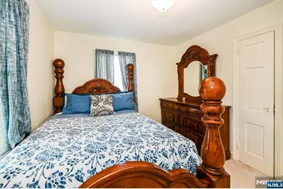 111 Jackson Avenue, Wayne, NJ 07470 - Photo 15