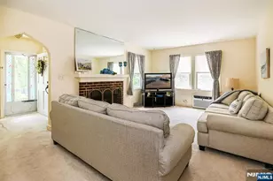 111 Jackson Ave, Wayne, NJ 07470 - Photo 7