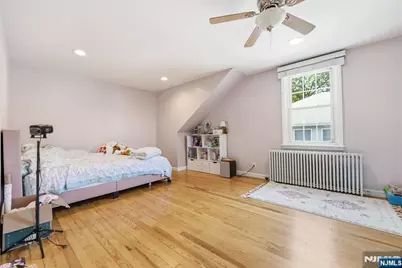 319 E Madison Avenue, Dumont, NJ 07628 - Photo 15