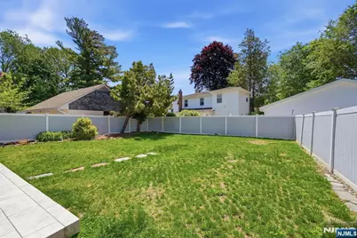 319 E Madison Avenue, Dumont, NJ 07628 - Photo 21