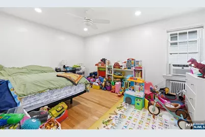 319 E Madison Avenue, Dumont, NJ 07628 - Photo 5