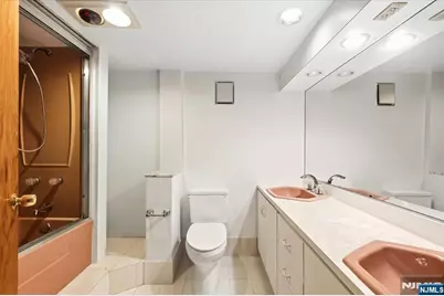 535 Summit, Englewood Cliffs, NJ 07632 - Photo 27