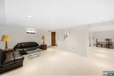 535 Summit, Englewood Cliffs, NJ 07632 - Photo 27