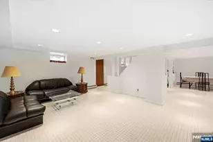 535 Summit, Englewood Cliffs, NJ 07632 - Photo 27
