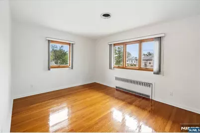 535 Summit, Englewood Cliffs, NJ 07632 - Photo 23