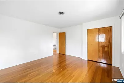 535 Summit, Englewood Cliffs, NJ 07632 - Photo 15