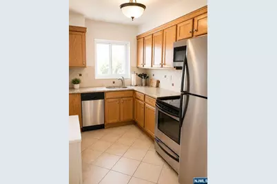 510 Union Avenue 3C #3C, Rutherford, NJ 07070 - Photo 5