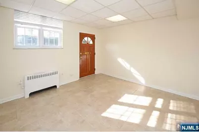 89 W Ridgewood Avenue, Ridgewood, NJ 07450 - Photo 5