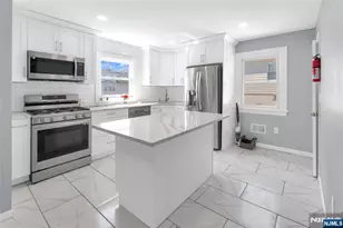 29 Stansfield Pl, North Haledon, NJ 07508 - Photo 5