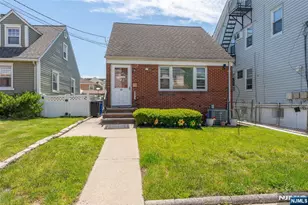 19 Albert St, North Arlington, NJ 07031 - Photo 1