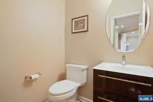 47 Mulberry Ct, Paramus, NJ 07652 - Photo 11