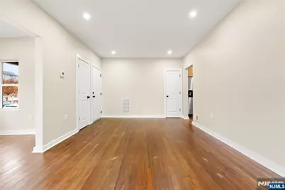 218 Ampere Parkway, Bloomfield, NJ 07003 - Photo 5