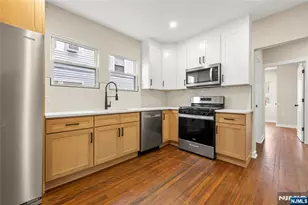 218 Ampere Pkwy, Bloomfield, NJ 07003 - Photo 9