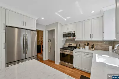 149 Linden Avenue, Emerson, NJ 07630 - Photo 13
