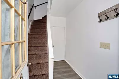 68 Mohawk Avenue 2nd Fl #2nd Fl, Hawthorne, NJ 07506 - Photo 3