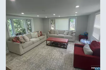 701 Sunderland Road, Teaneck Township, NJ 07666 - Photo 7