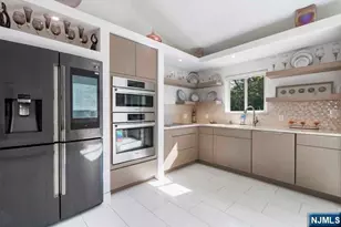 531 Chestnut Pl, Teaneck Township, NJ 07666 - Photo 3