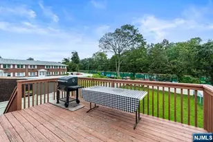 531 Chestnut Pl, Teaneck Township, NJ 07666 - Photo 21