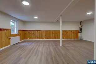 553 Ray Ave, Ridgefield, NJ 07657 - Photo 23