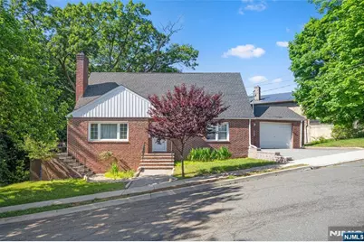 553 Ray Avenue, Ridgefield, NJ 07657 - Photo 1