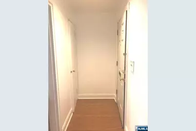 520 Broad Avenue 11 #11, Englewood, NJ 07631 - Photo 5